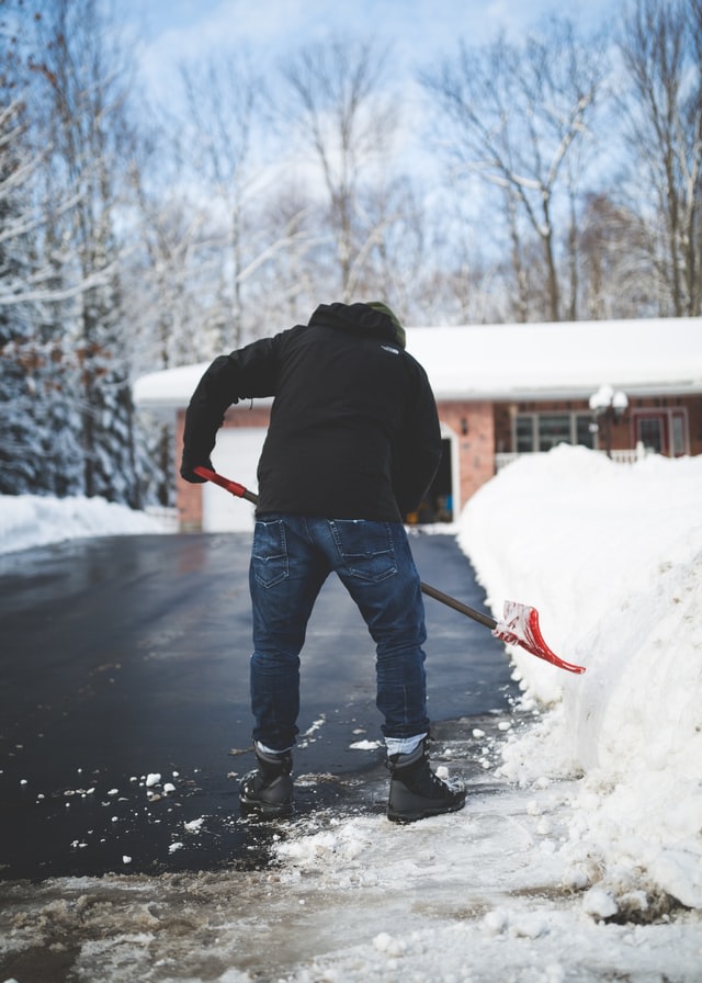 How To Snow Shovel a Driveway